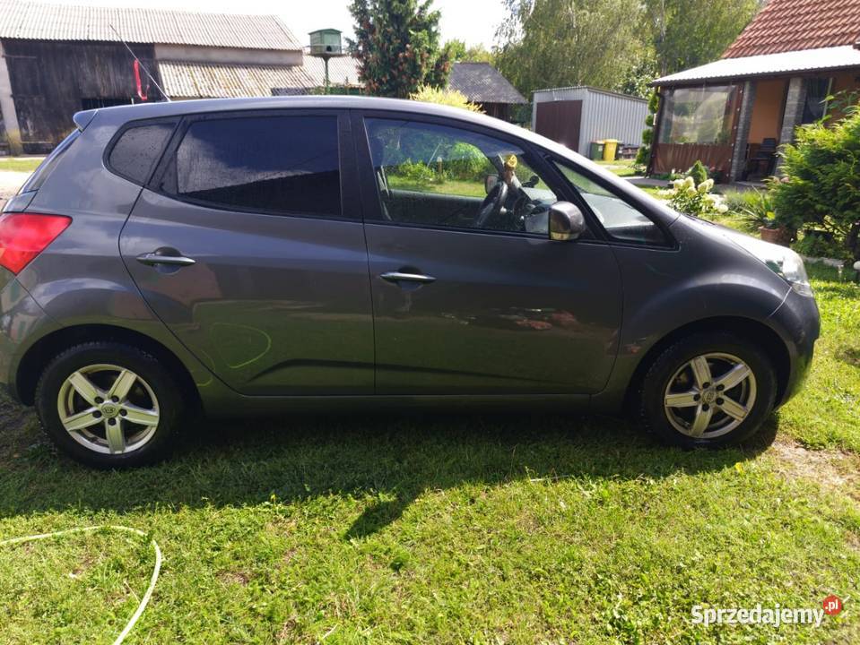 Kia Venga 16 benzyna bogate wyposażenie mały Bełchatów sprzedam