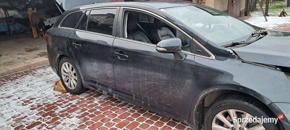 Toyota avensis 2015 Avensis sprzedam