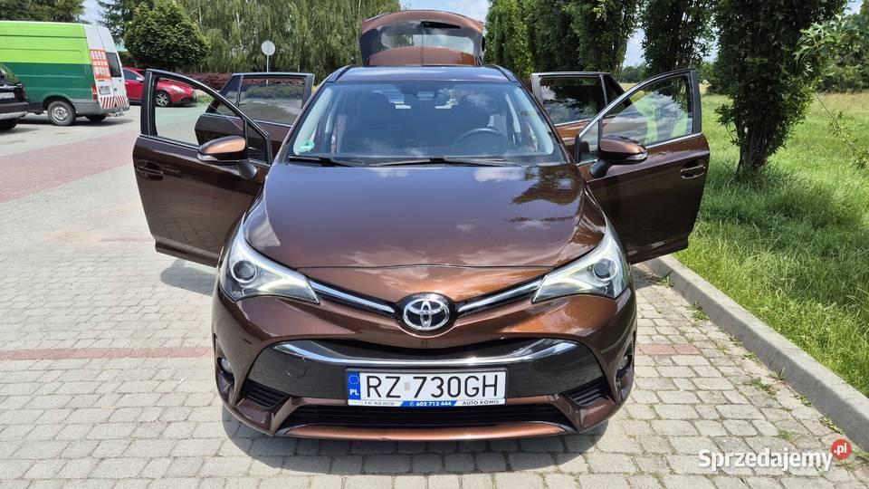 AVENSIS 20 D4D 143 bogata wersja wspomaganie kierownicy Rzeszów