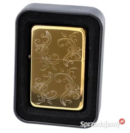 Złota Benzynowa Zapalniczka z Roślinnym Wzorem w Dom i Ogród śląskie Ostrowy nad Okszą sprzedam