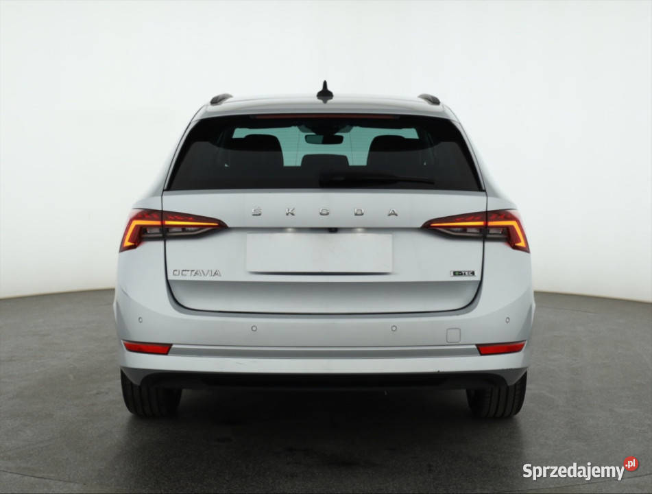 Skoda Octavia 15 TSI etec czujnik zmierzchu
