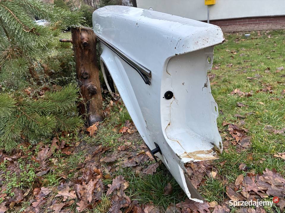 VOLVO 240 244 błotnik przedni prawy Lublin