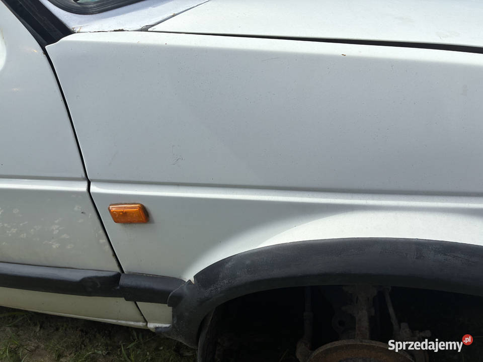 Błotnik Prawy Przód Volkswagen Golf II 2 lubelskie Wisznice