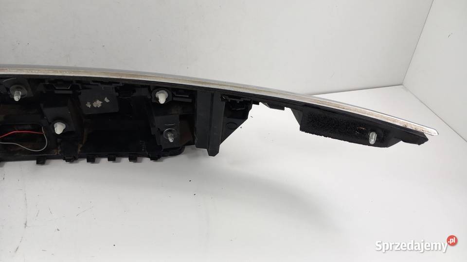 OPEL INSIGNIA A KOMBI BLENDA KLAPY TYŁ Z22C Zbierkowo