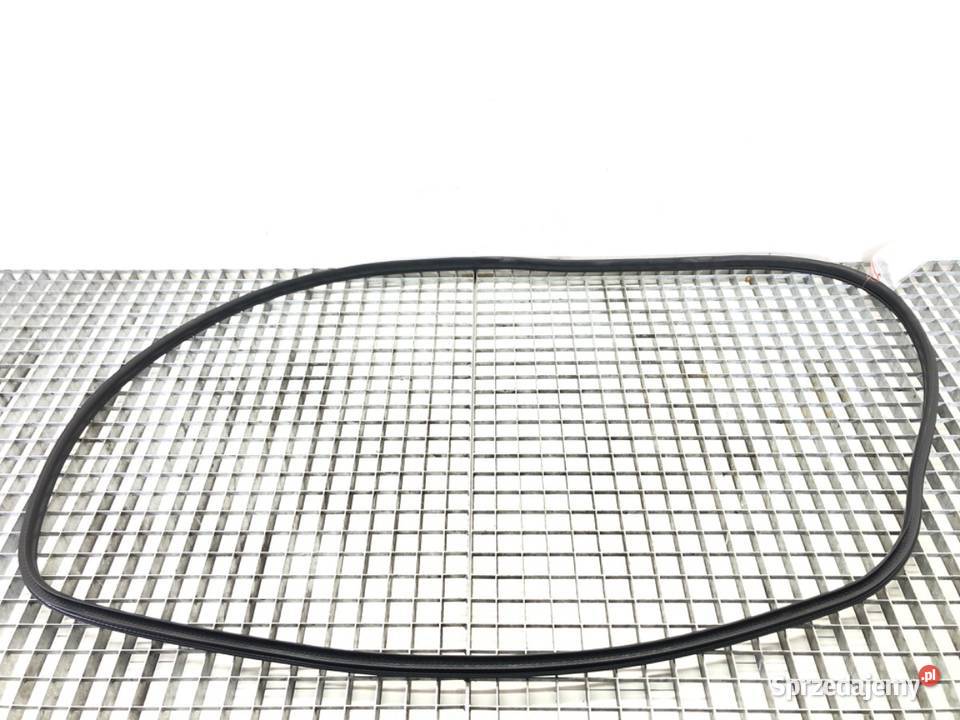 USZCZELKA DRZWI PRZÓD PRAWA SUZUKI SX4 SUV