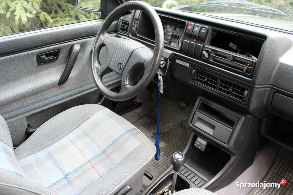 Volkswagen Golf Benzyna 5 drzwi Oldtimer 1988 II Golf Lubań
