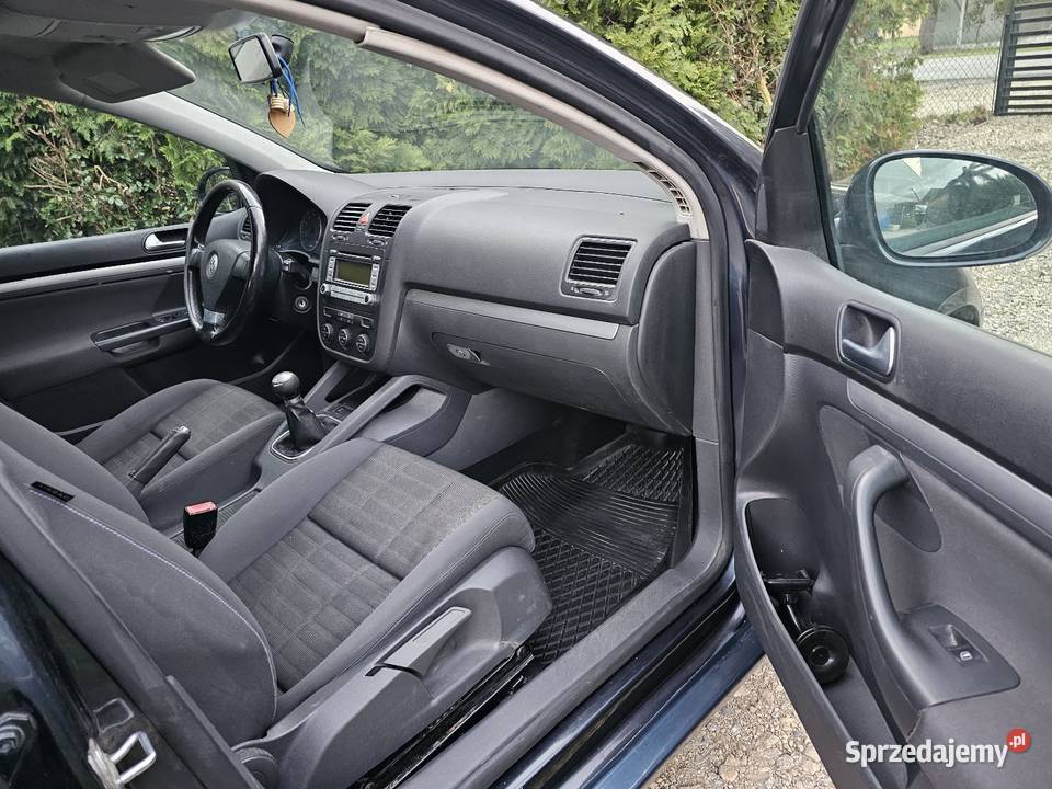 Vw golf 5 16 mpi 2007 Chotynin