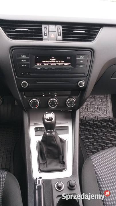 109 Skoda Octavia 12 benz 90 1415 ESP Olsztyn