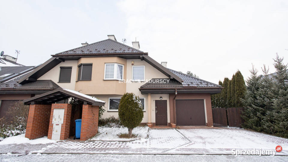 wynajmu domu szeregowego 1392m2 Kraków Dąbrowa