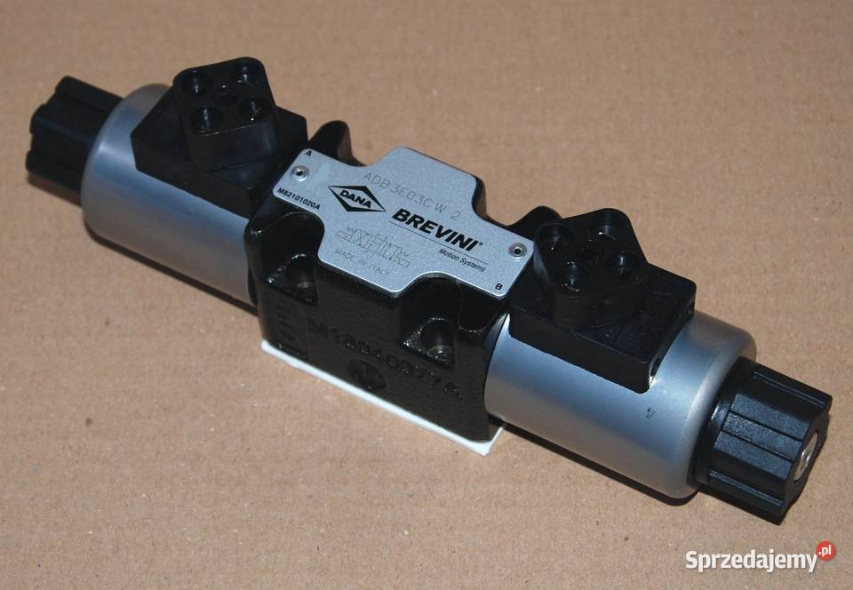 Rozdzielacz hydrauliczny suwakowy NG6 CETOP3 24V Sieradz