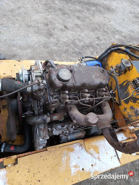 Sprzedam traktor gąsienicowy Massey Ferguson podkarpackie Markuszowa
