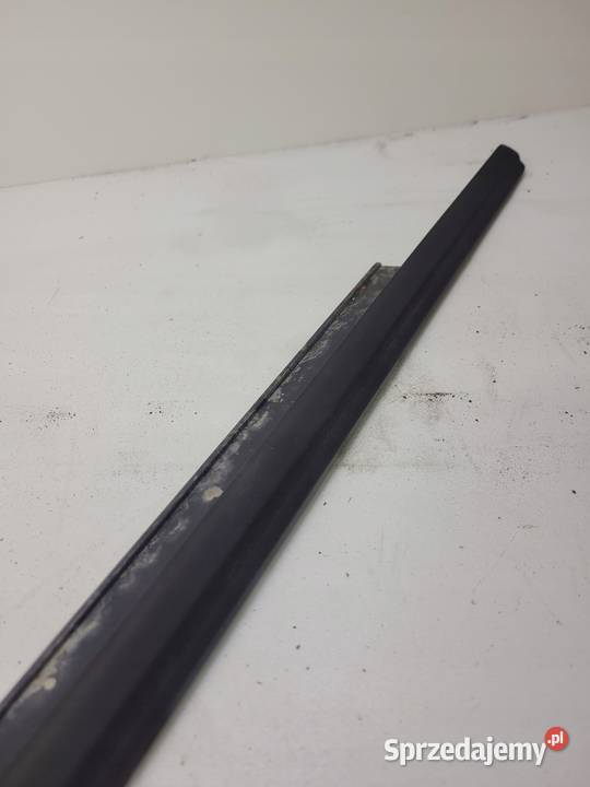 LISTWA MAT DRZWI AUDI Q5 8R PRAWY TYŁ 8R0839478C