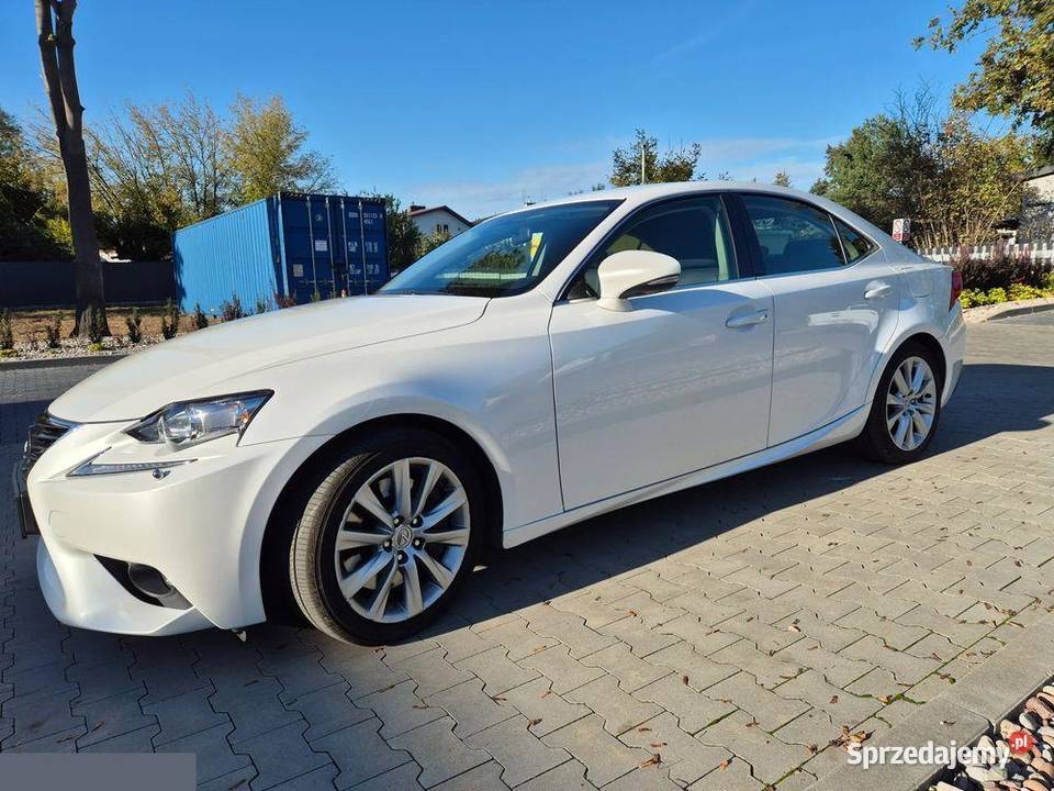 Lexus IS 200t Elegance 20 Benzyna 245 2016r biały Milanówek