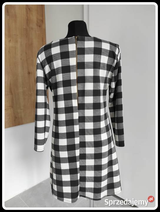 Sukienka w kratkę czarno białą 42 XL elastyczna Płock