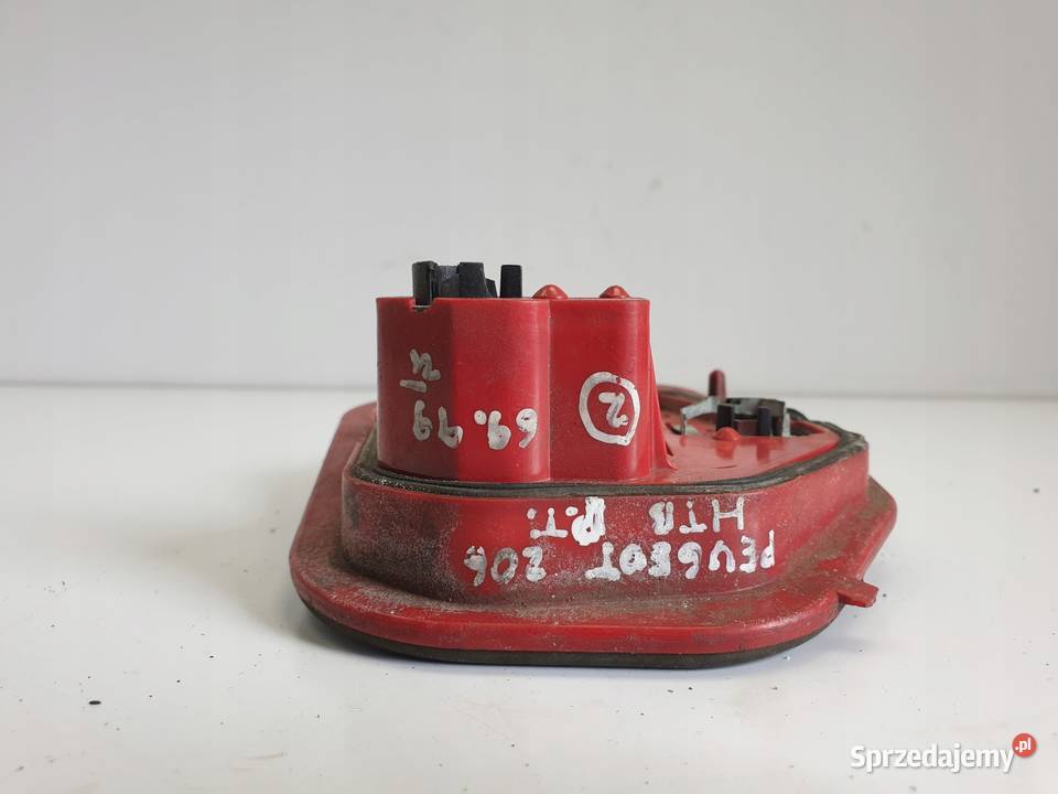 Peugeot 206 9803 WKŁAD TYLNEJ LAMPY Prawy tył Części samochodowe lubelskie Rudka