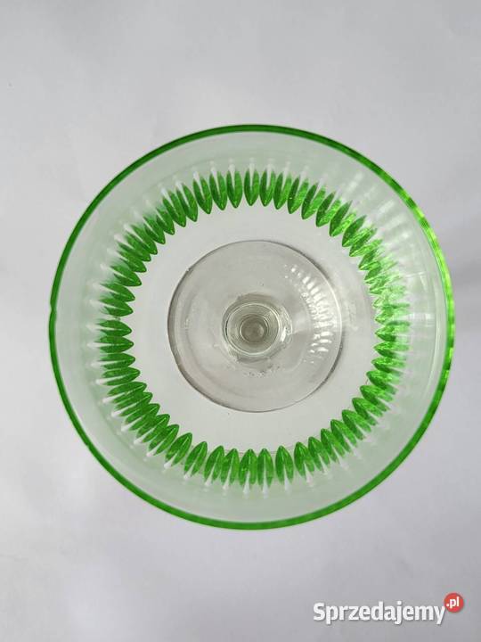 Kieliszki uranowe ładny szlif pomorskie Gdańsk sprzedam