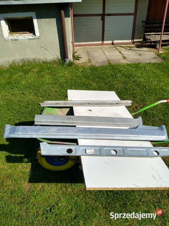 Prógi zewnętrzny Fiat 126p podkarpackie Kosowy