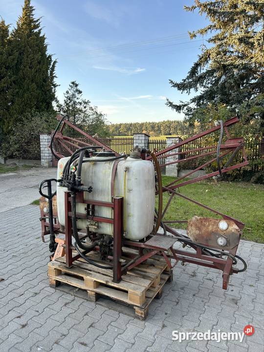 Opryskiwacz 12m 300l półmetek Jarochów