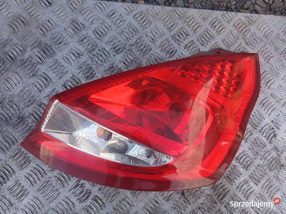 Lampa prawy tył Ford Fiesta Mk7 VII EU 5D HB Radłów