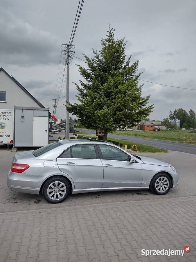 Okazyjnie Mercedes E Klasa W 212 2011 2012 światła do jazdy dziennej Strzelno
