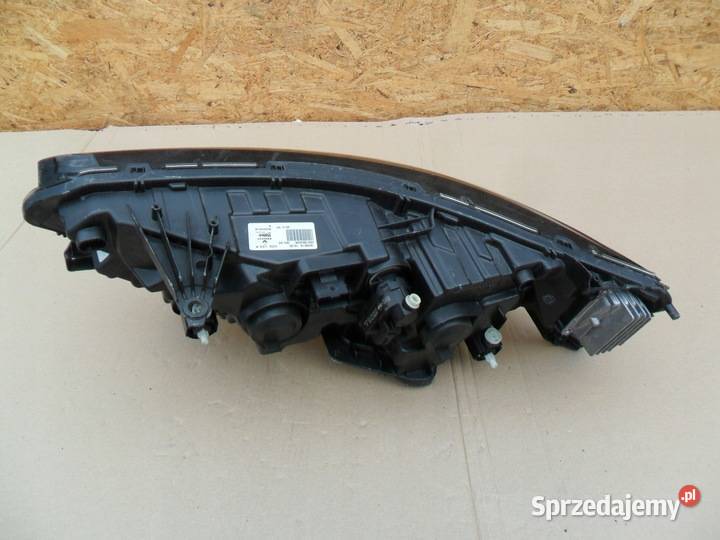 Renault Koleos II Reflektor Prawy 260108343R sprzedam