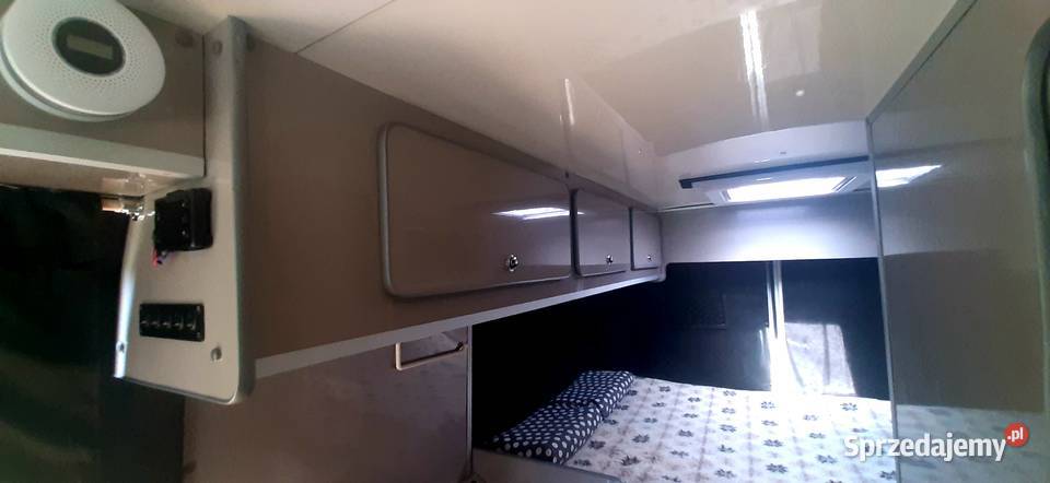 Kamper Fiat Ducato Kempingowy Kamper Campervan toaleta Kalisz