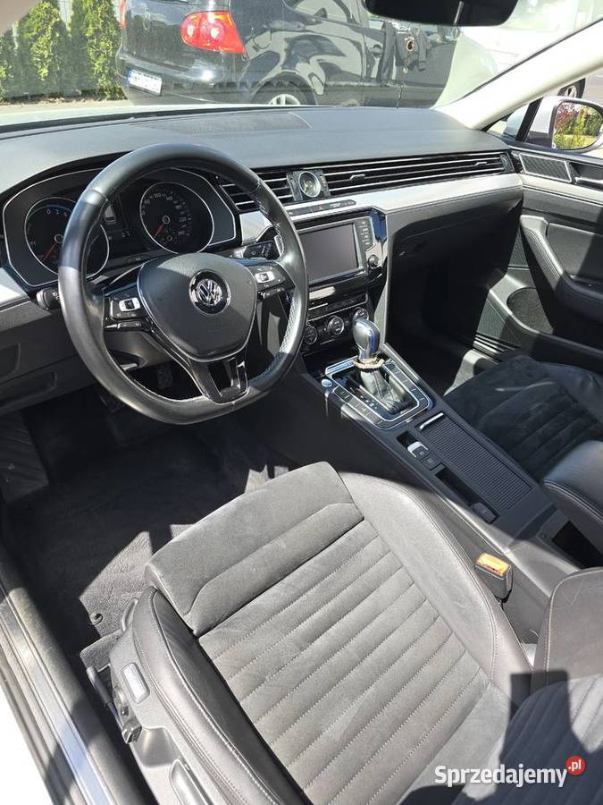 VW Passat GTE 2016 218 Piekny i zadbany Szydłowo