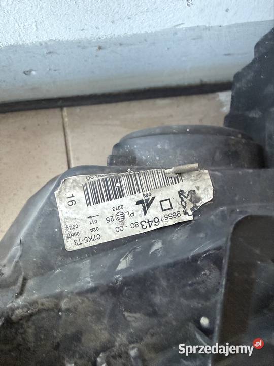 Lampy przednie Peugeot 307CC sprzedam