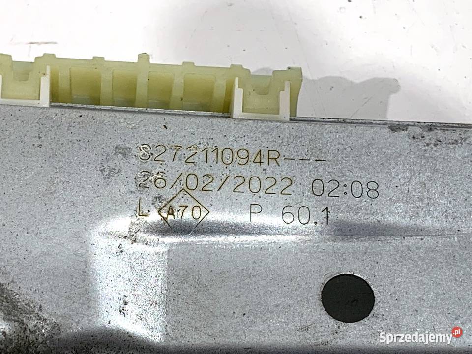 PODNOŚNIK SZYBY LEWY TYŁ DACIA DUSTER 827211094R