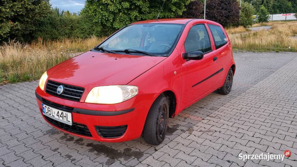 Fiat punto 2 FL 2003r 12 benzyna 44kW dolnośląskie Bolesławiec sprzedam