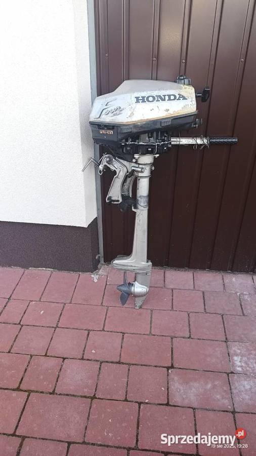 Silnik zaburtowy Honda 2 czterosuw z 1997 roku Kętrzyn sprzedam