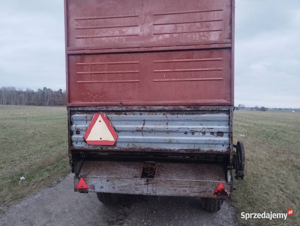 Rozrzutnik obornika Czarna białostocka 4 t Gończyce