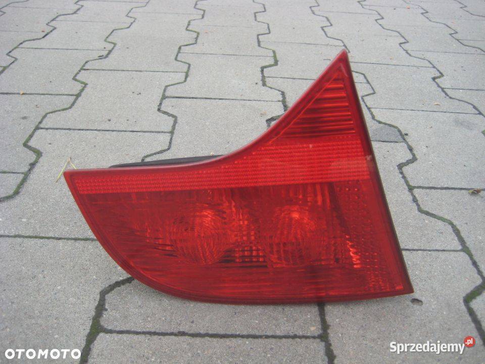 AUDI A4 B7 0507R KOMBI LAMPA TYŁ LEWA 8E9945093 wielkopolskie Rakoniewice