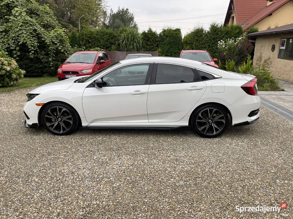 Honda Civic X sedan Sport Rok produkcji 2021