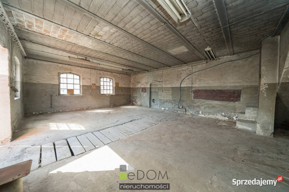 sprzedaży lokalu 6644m2 Jenin sprzedam