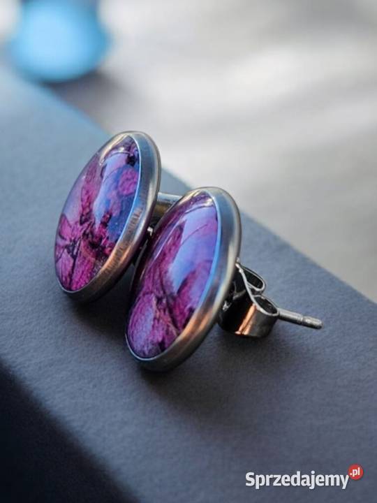 Kolczyki w sztyfcie z kwiatowym motywem Biżuteria Sanok