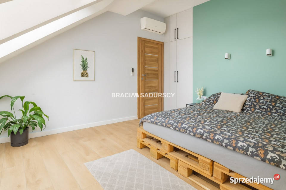 sprzedaży mieszkania 87m2 4 pokoje Wieliczka