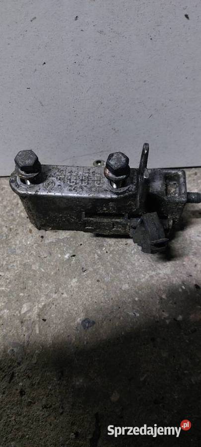 Łapa mocowanie pompy wtryskowej bmw e39 m51 25 osobowe świętokrzyskie Starachowice