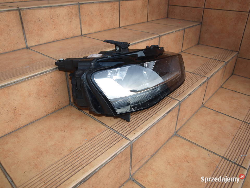 Audi A4 B8 lampa prawa przód zwykła 2012 2015r Lampy przednie Kalisz