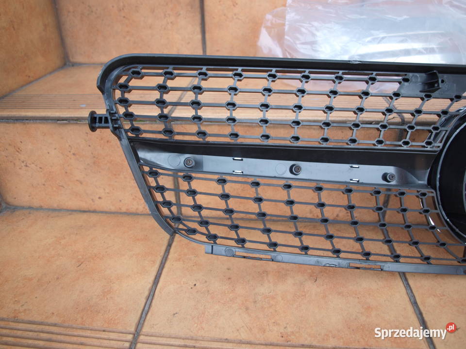 Mercedes C klasa W204 grill chrom atrapa przód Kalisz