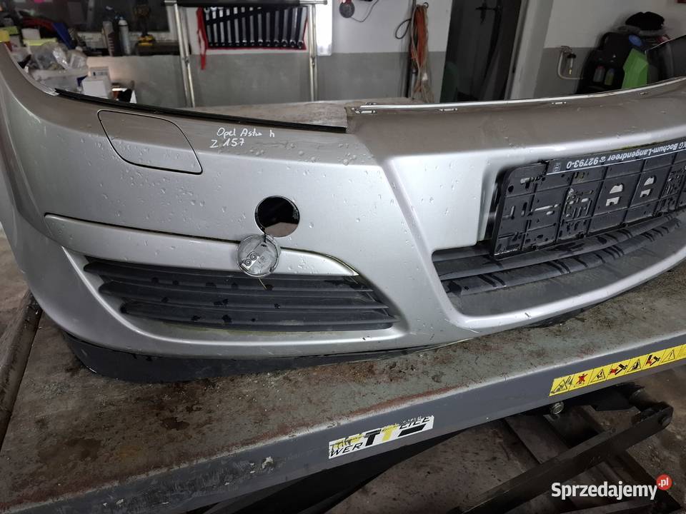 Zderzak Opel Astra H kod lak Z157 osobowe Zderzaki