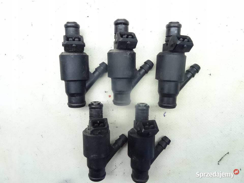 077133551K AUDI A8 D2 9402 WTRYSKIWACZ WTRYSK Przemęt