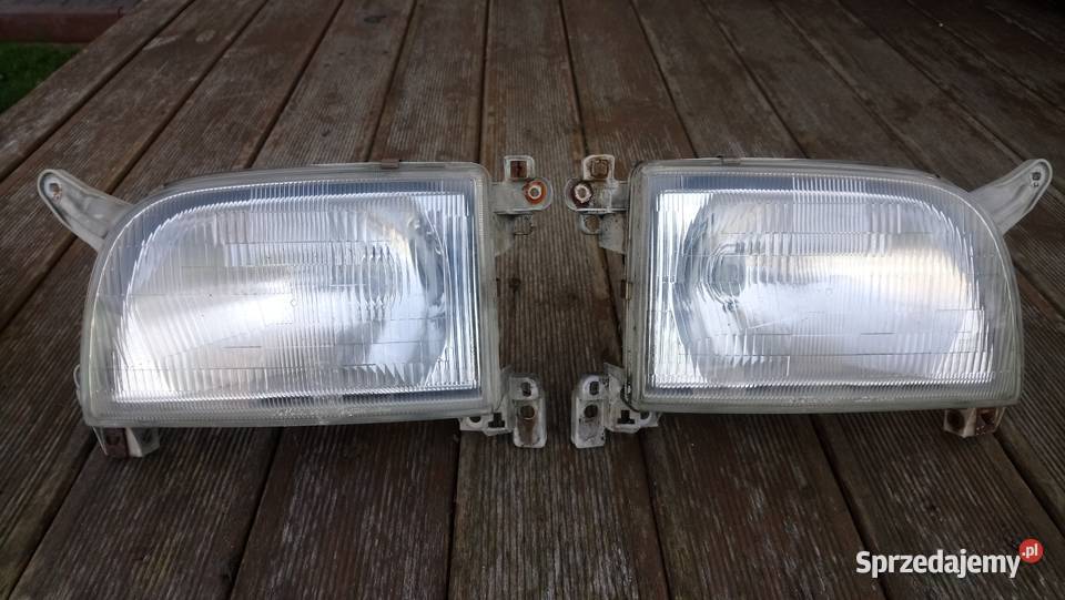 Reflektor Toyota Hiace 1989 1994 anglik dostawcze Gdańsk
