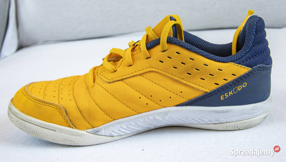 Buty do piłki nożnej halowej futsal dzieci pomorskie