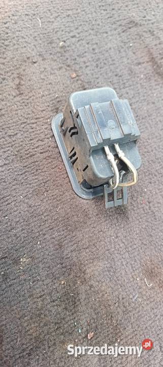 Gniazdo Zapalniczki Bagażnika 4B0 925 071 Audi Myszków