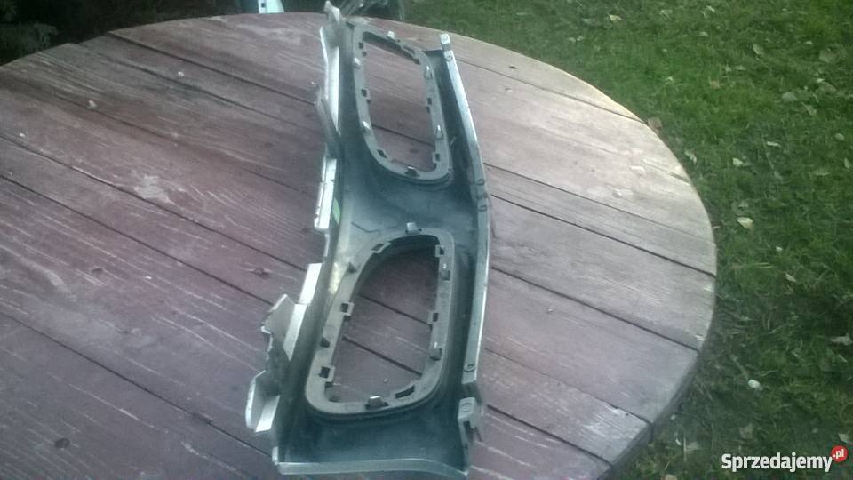 Atrapa przednia Mitsubishi Carisma 9699 części blacharskie Motoryzacja Tarnów sprzedam