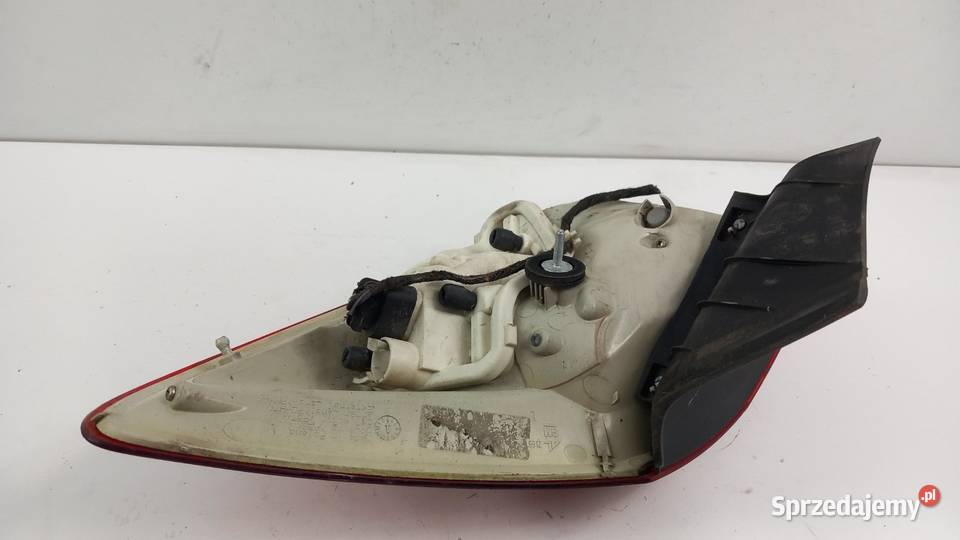 OPEL ASTRA J HB LAMPA TYŁ LEWA Zbierkowo sprzedam