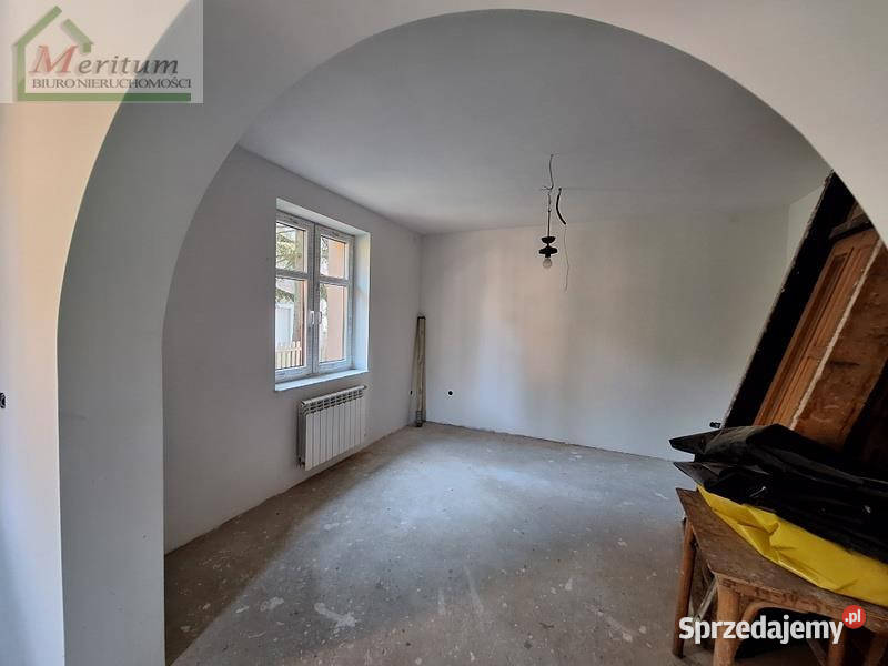 Lokal sprzedam 678 metrów IwoniczZdrój