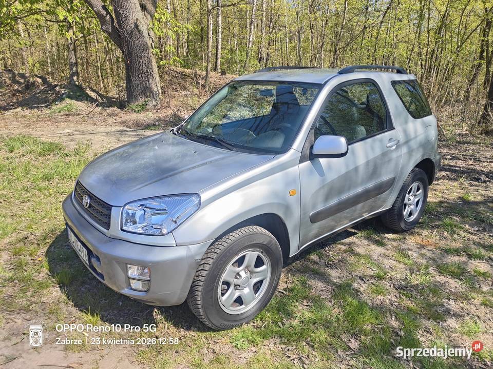 Toyota Rav4 18 benzyna klima elektryka bez rdzy relingi dachowe śląskie
