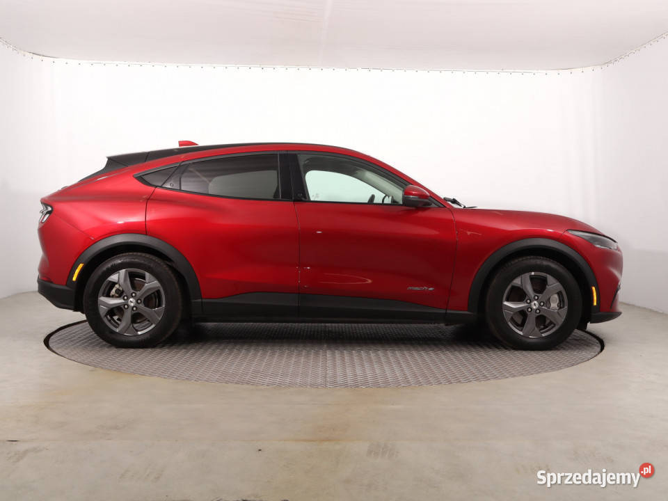 Ford Mustang MachE Standard Range RWD gniazdo USB śląskie Katowice